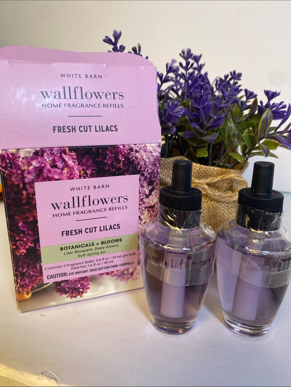 “Fresh Cut Lilacs” Bath & Body Works 2 New Wallflower Refills